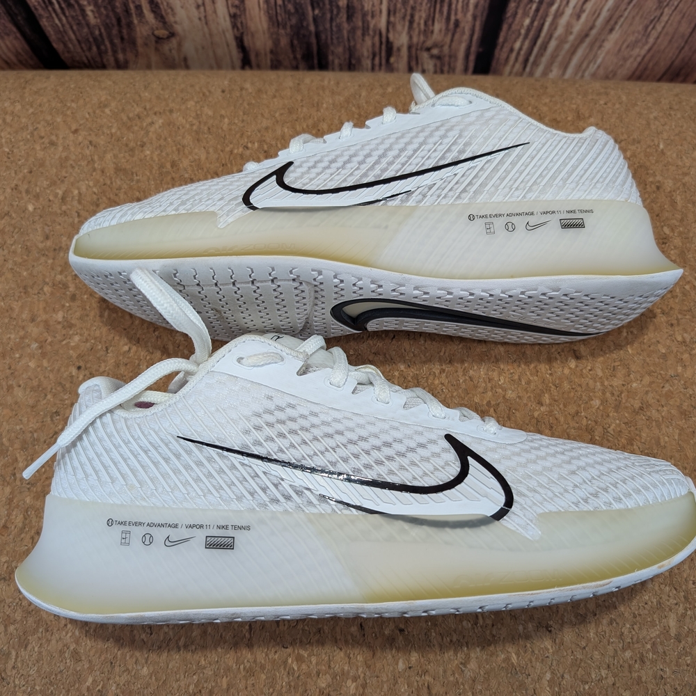 Nike White and Black Women's Athletic Tennis Shoes Vapor 11
